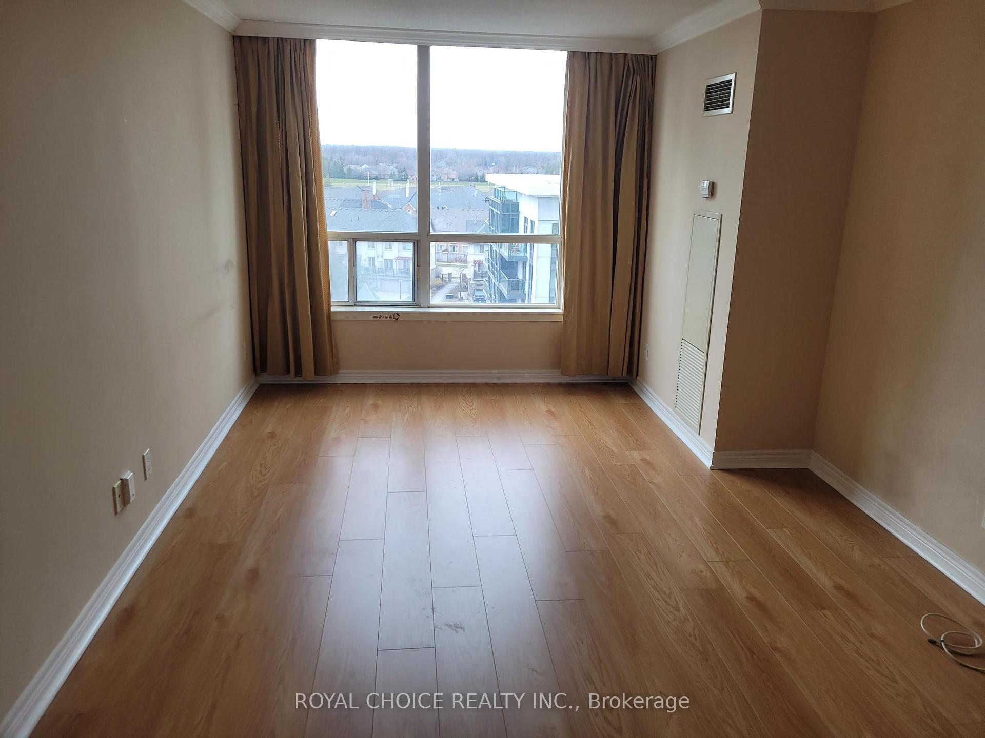 Photo 4 of Unit 710, 50 Disera Drive, Vaughan, Beverley Glen — HOMEH