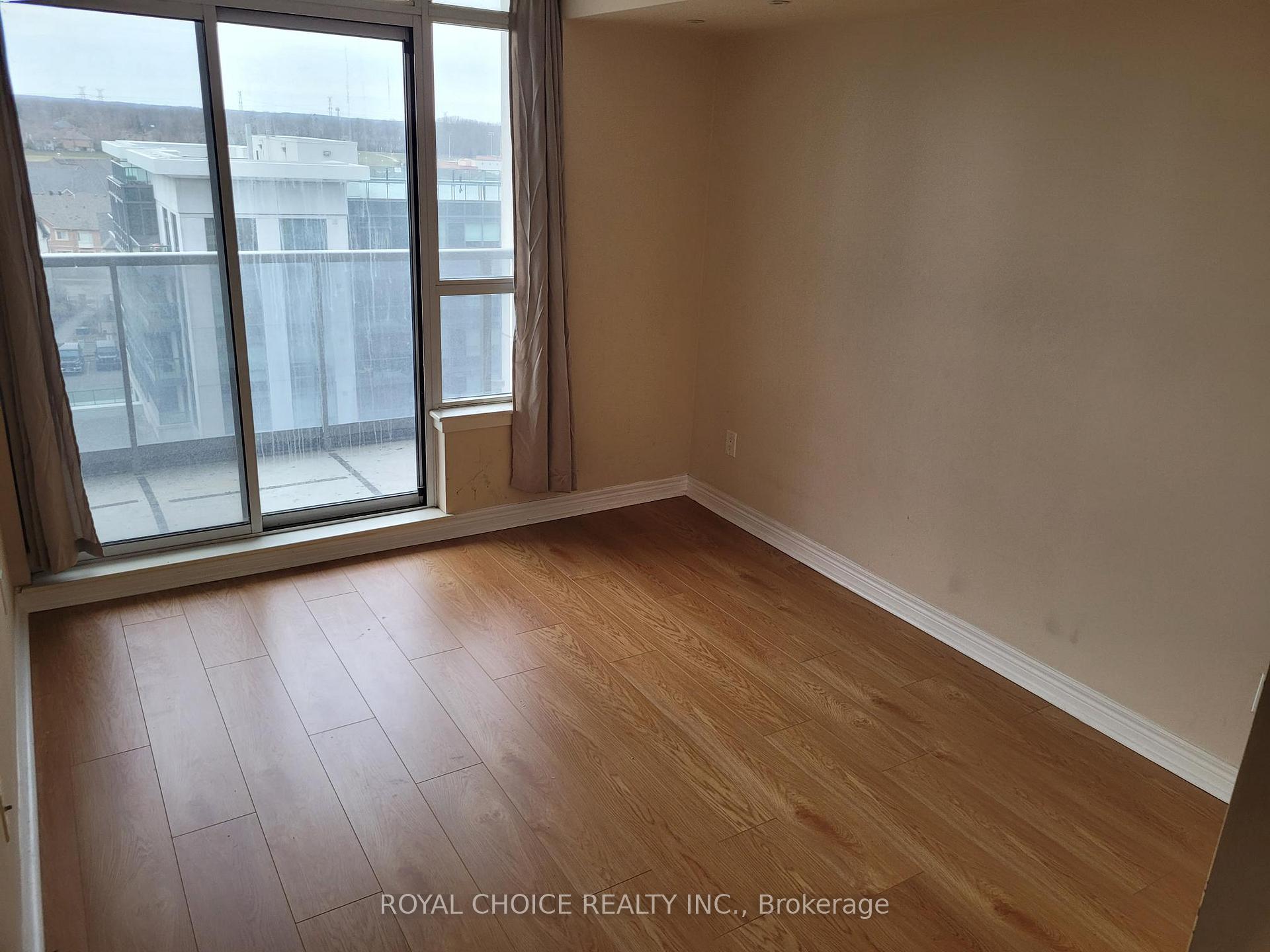 Photo 5 of Unit 710, 50 Disera Drive, Vaughan, Beverley Glen — HOMEH