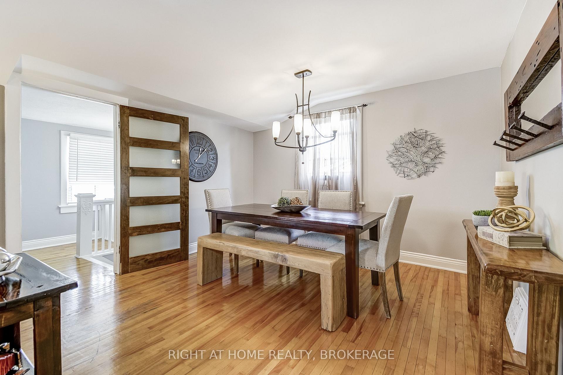 Photo 21 of 183 Rosslyn Avenue S, Hamilton, Delta — HOMEH