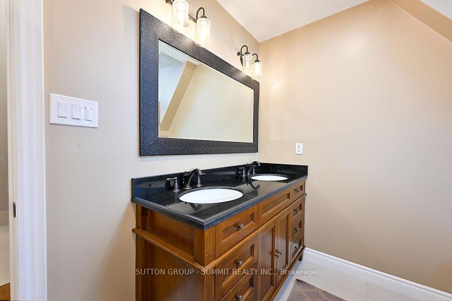 Photo 15 of 1229 Valens Road, Hamilton, Rural Flamborough — HOMEH