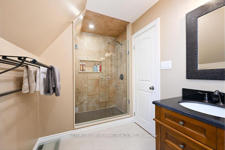 Photo 16 of 1229 Valens Road, Hamilton, Rural Flamborough — HOMEH