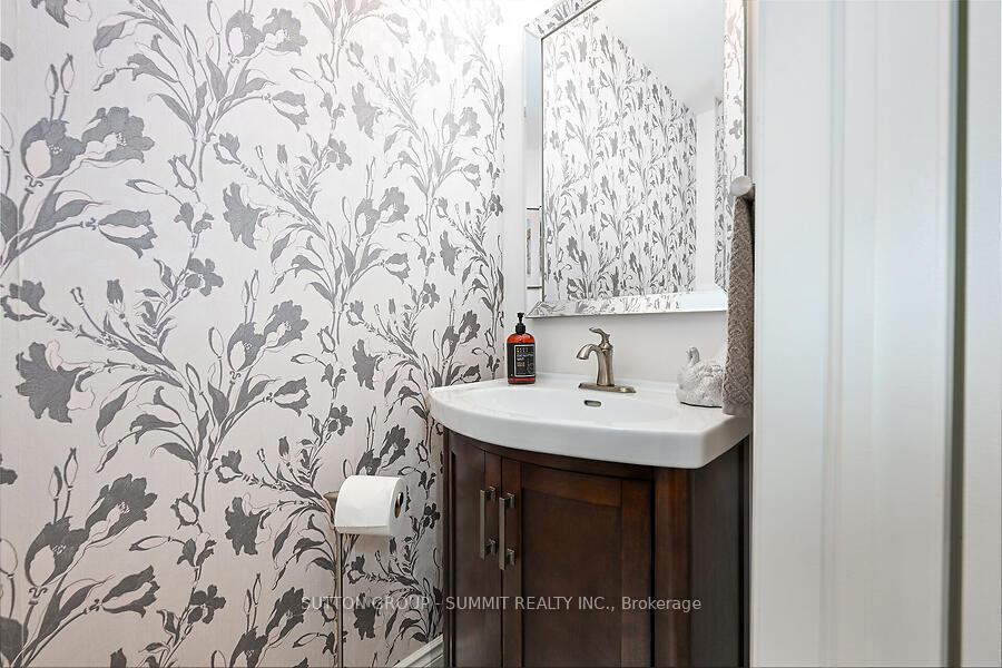 Photo 20 of 1229 Valens Road, Hamilton, Rural Flamborough — HOMEH