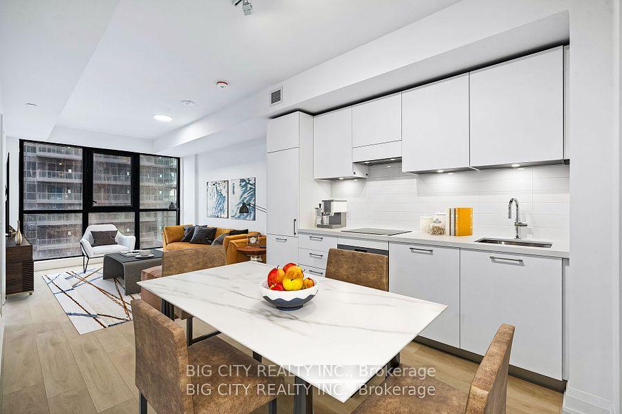 Photo 4 of Unit 909, 33 Frederick Todd Way, Toronto, Thorncliffe Park — HOMEH