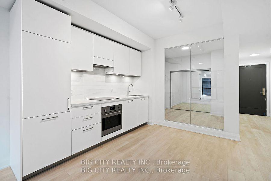 Photo 7 of Unit 909, 33 Frederick Todd Way, Toronto, Thorncliffe Park — HOMEH
