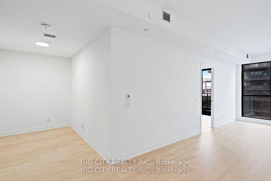 Photo 10 of Unit 909, 33 Frederick Todd Way, Toronto, Thorncliffe Park — HOMEH