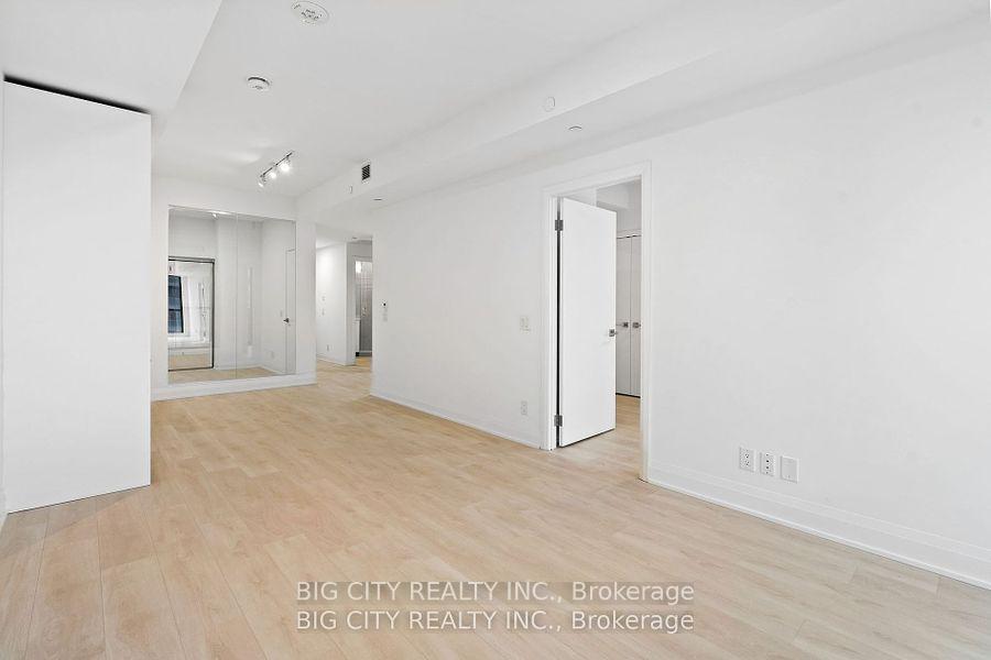 Photo 14 of Unit 909, 33 Frederick Todd Way, Toronto, Thorncliffe Park — HOMEH