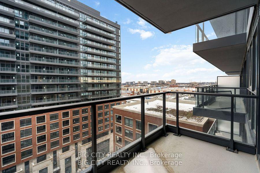 Photo 30 of Unit 909, 33 Frederick Todd Way, Toronto, Thorncliffe Park — HOMEH