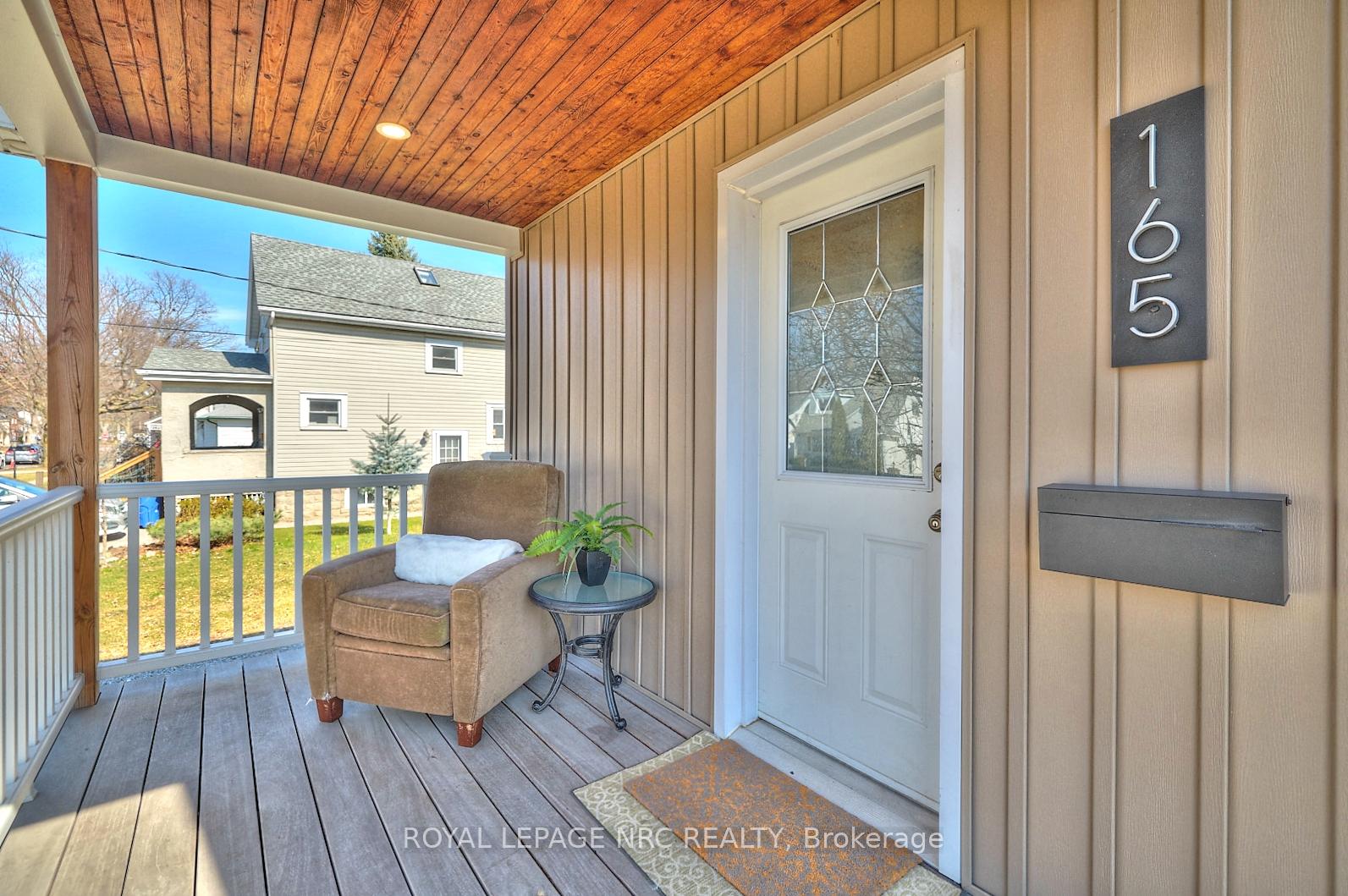 Photo 3 of 165 Dalhousie Avenue, St. Catharines, Port Dalhousie — HOMEH