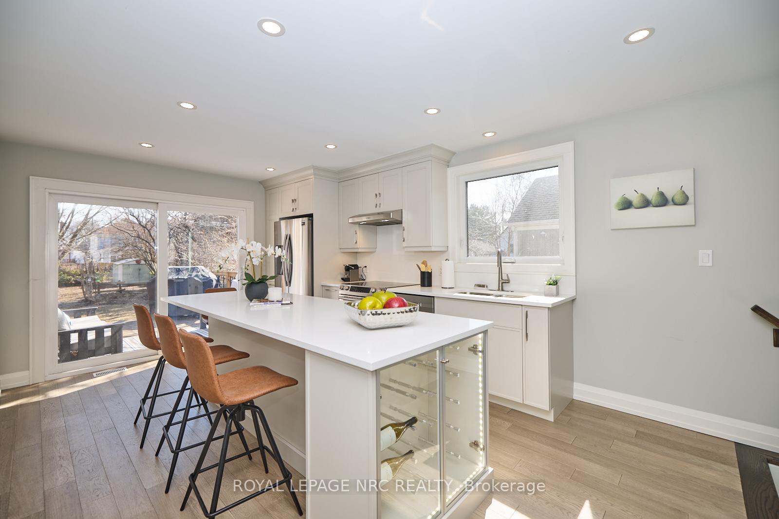 Photo 13 of 165 Dalhousie Avenue, St. Catharines, Port Dalhousie — HOMEH
