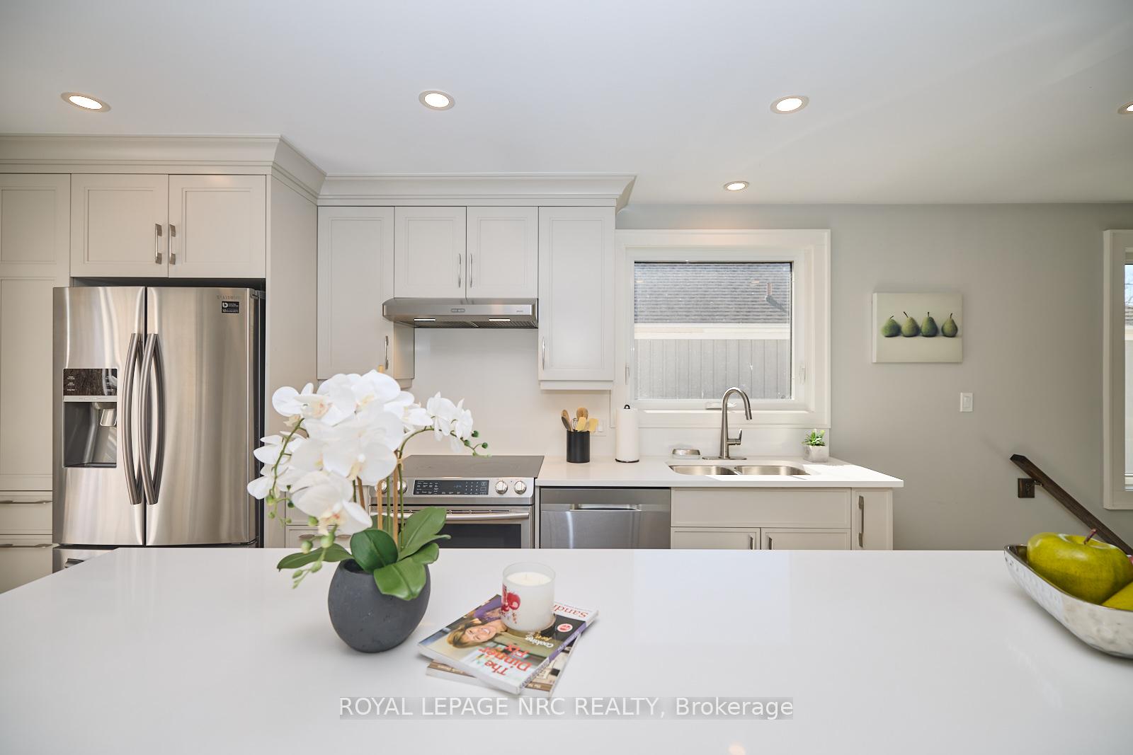 Photo 14 of 165 Dalhousie Avenue, St. Catharines, Port Dalhousie — HOMEH