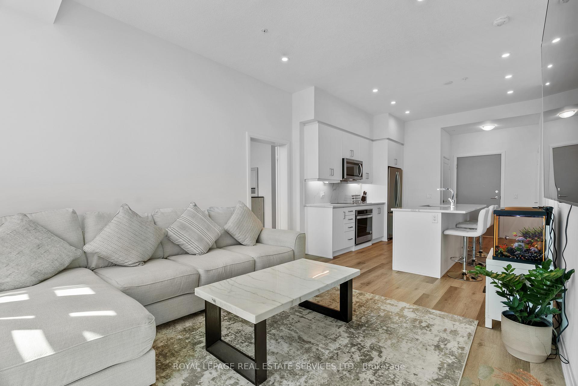 Photo 6 of Unit 644, 16 Concord Place, Grimsby, Grimsby Beach — HOMEH