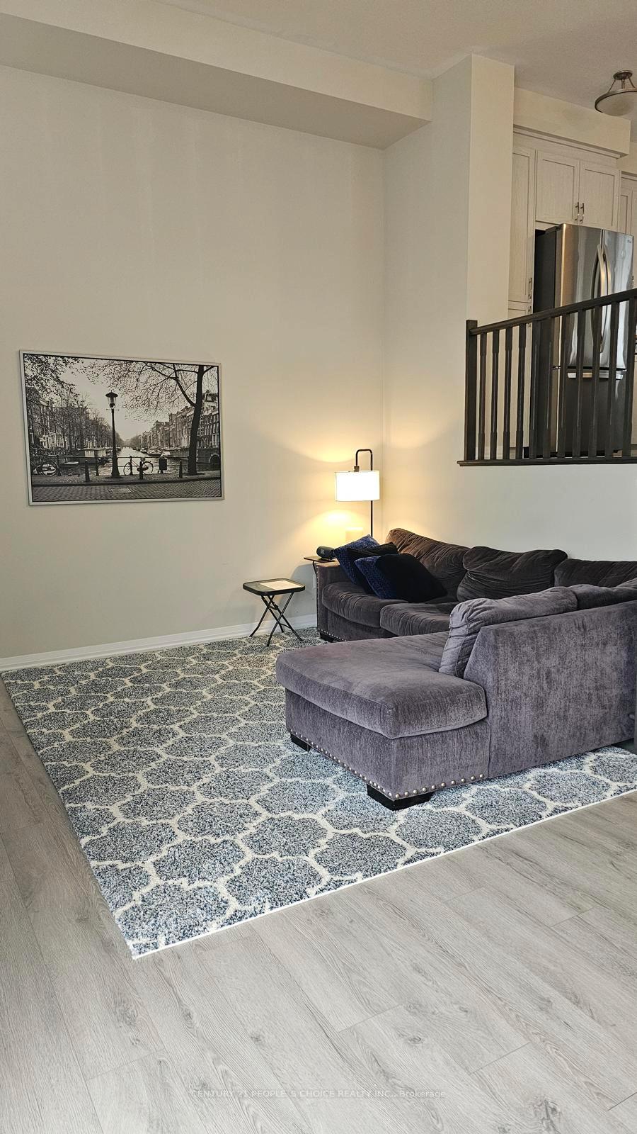 Photo 9 of 48 Bank Swallow Crescent, Kitchener, Doon South — HOMEH