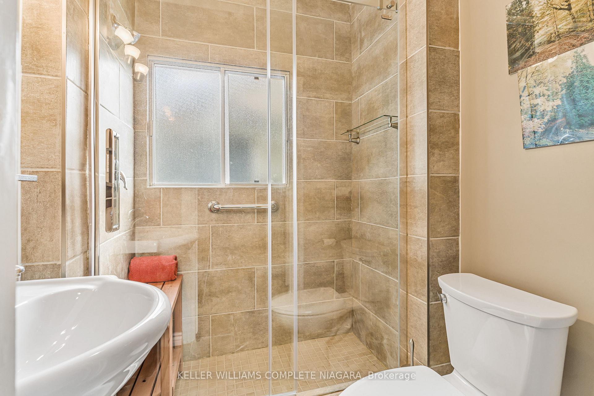 Photo 14 of 80 Dufferin Street, St. Catharines, Downtown — HOMEH