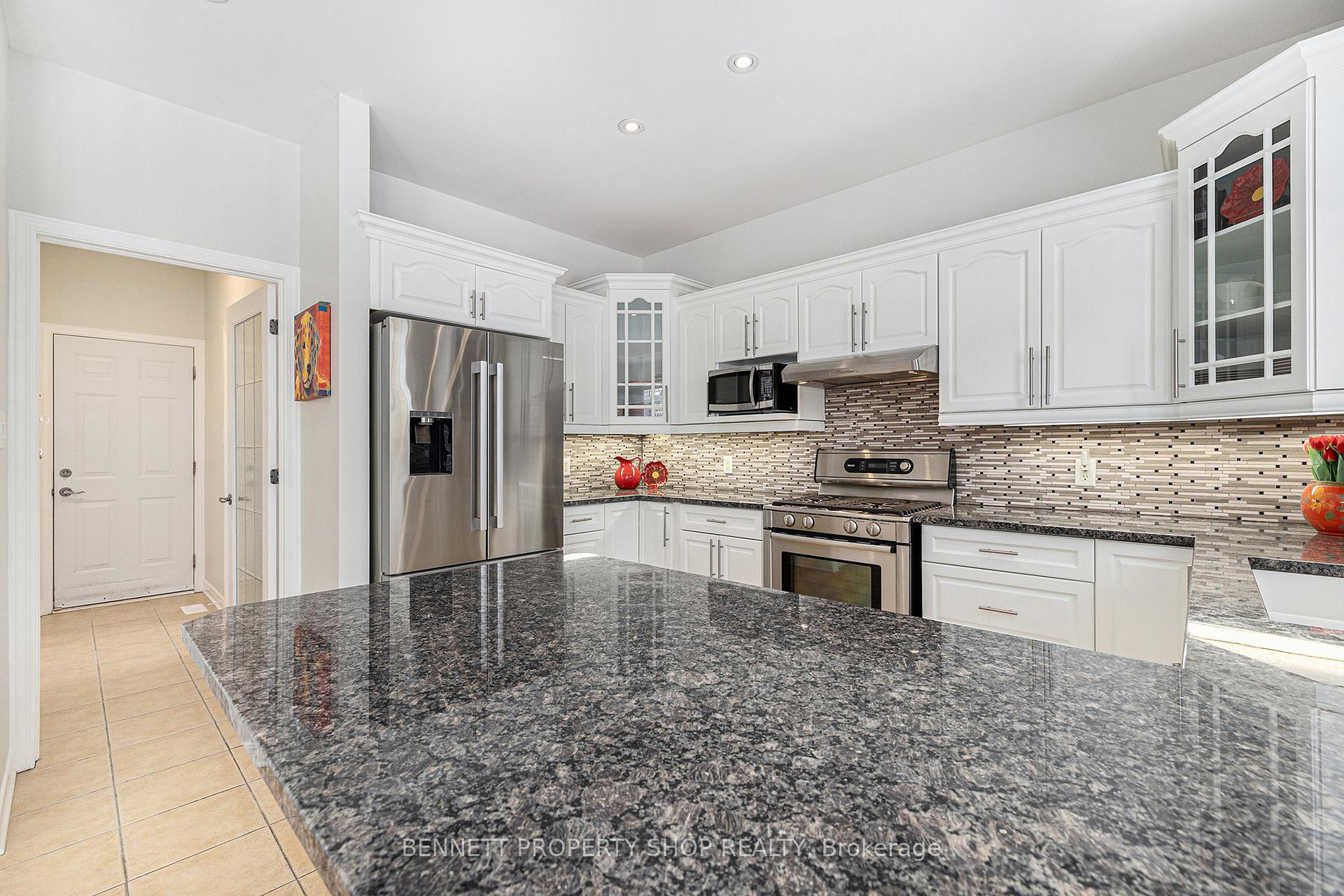Photo 6 of 1 Granite Ridge Drive, Ottawa, Stittsville (Central) — HOMEH