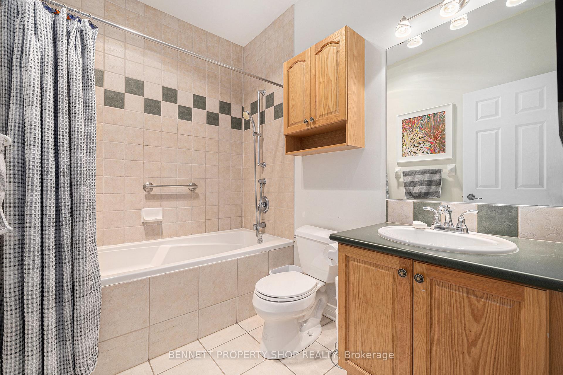Photo 16 of 1 Granite Ridge Drive, Ottawa, Stittsville (Central) — HOMEH