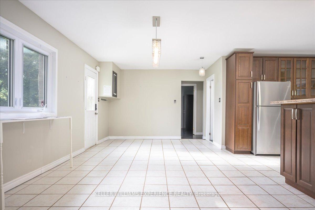 Photo 19 of 211 Foster Drive, Barrie, Painswick North — HOMEH