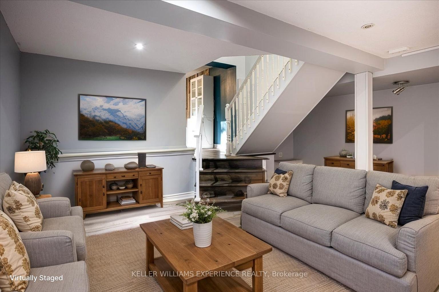 Photo 38 of 211 Foster Drive, Barrie, Painswick North — HOMEH