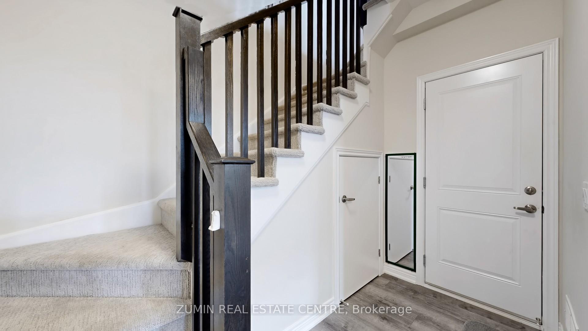 Photo 9 of 13 Picardy Drive, Hamilton, Stoney Creek Mountain — HOMEH