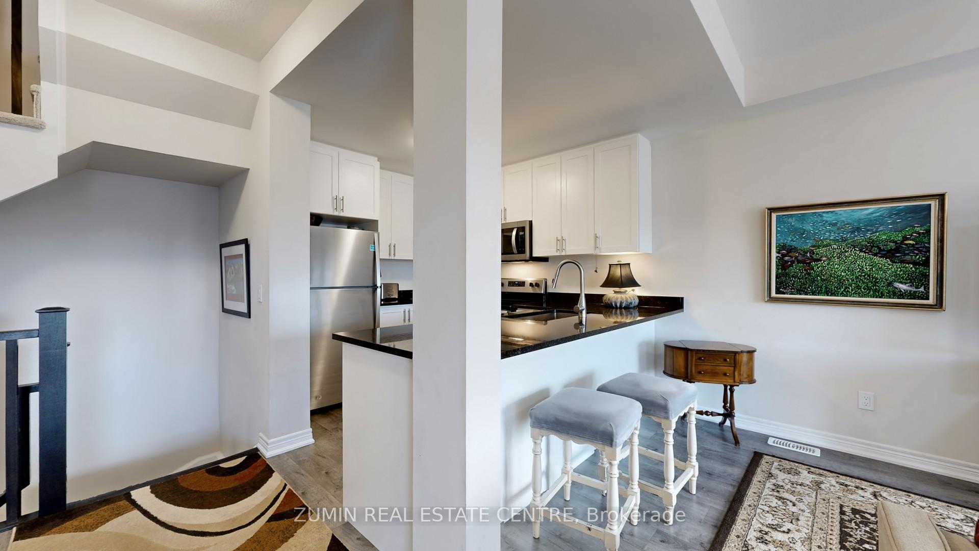 Photo 11 of 13 Picardy Drive, Hamilton, Stoney Creek Mountain — HOMEH