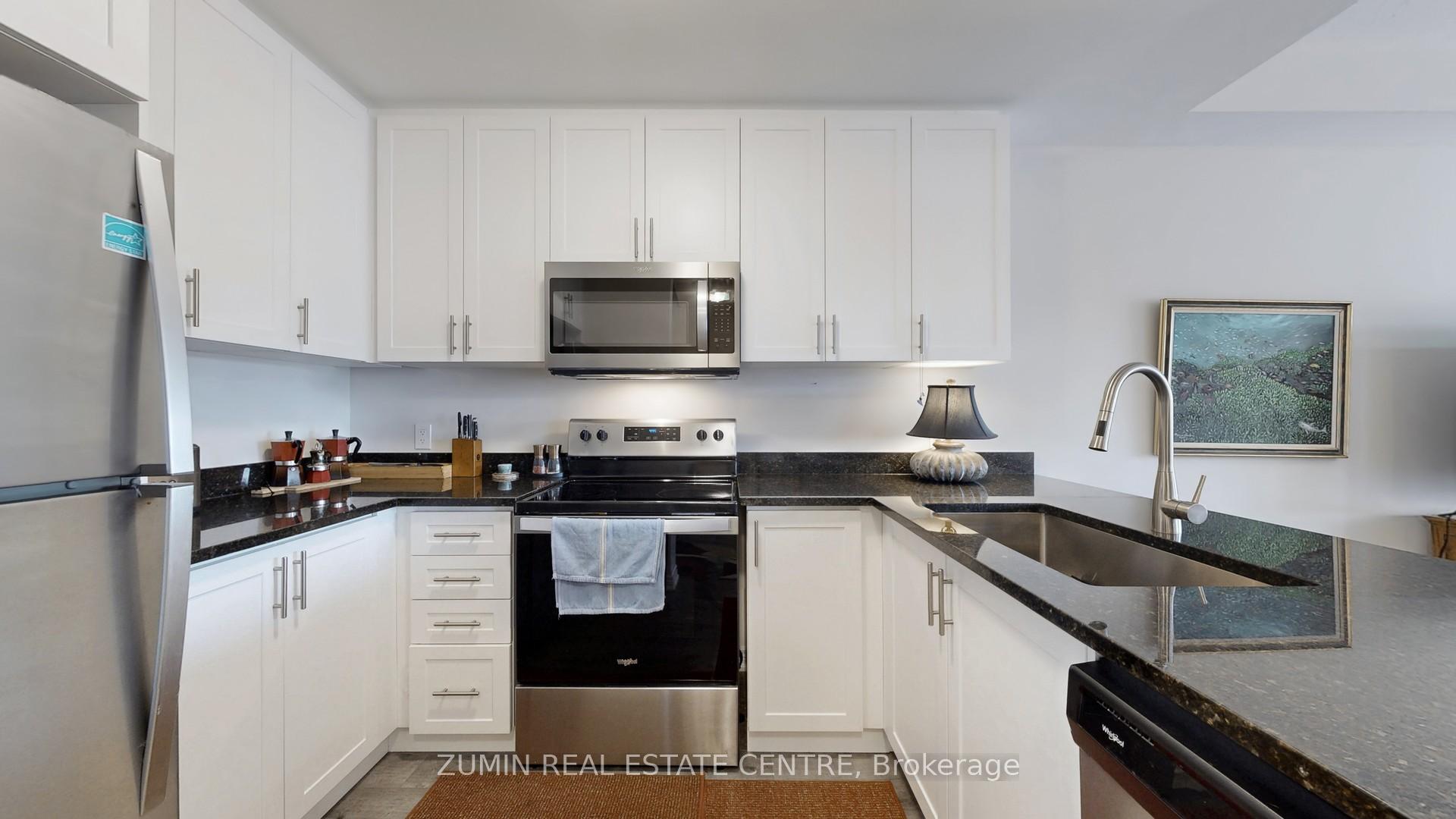 Photo 15 of 13 Picardy Drive, Hamilton, Stoney Creek Mountain — HOMEH