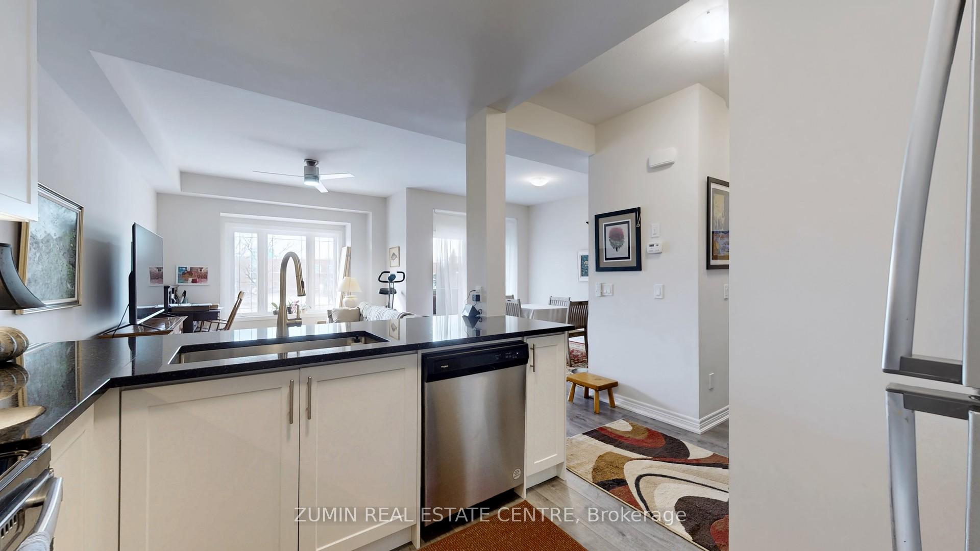 Photo 17 of 13 Picardy Drive, Hamilton, Stoney Creek Mountain — HOMEH