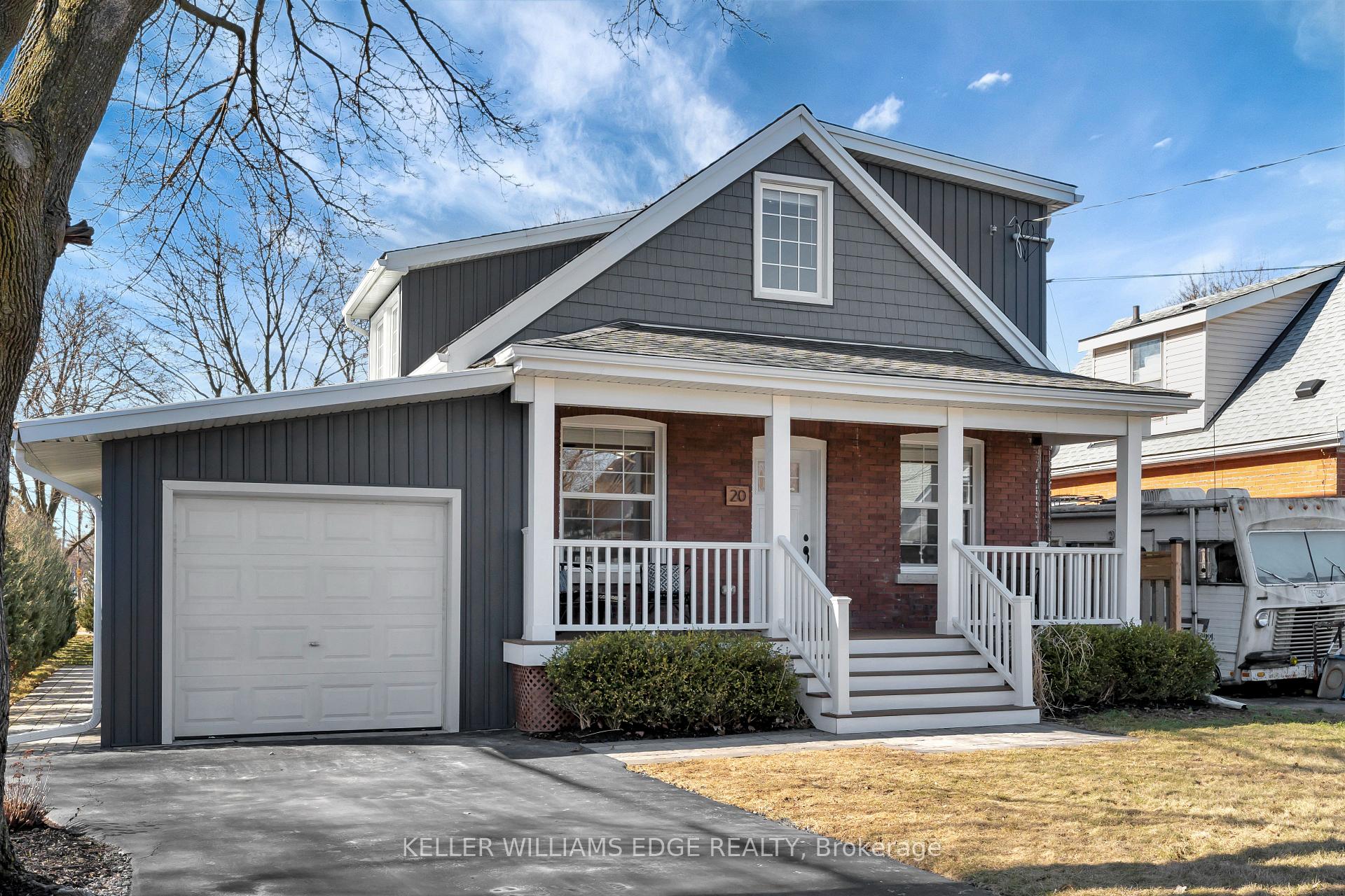 Photo 3 of 20 Crockett Street, Hamilton, Eastmount — HOMEH