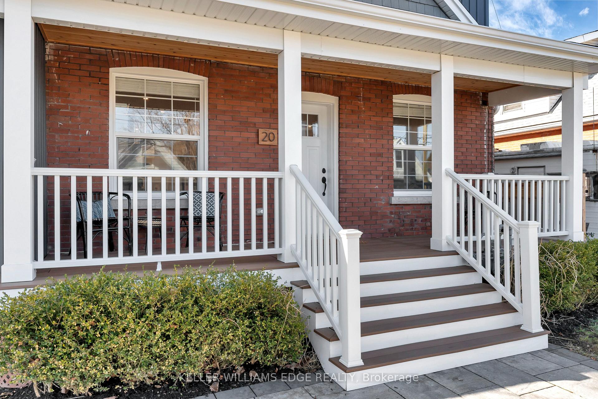 Photo 5 of 20 Crockett Street, Hamilton, Eastmount — HOMEH