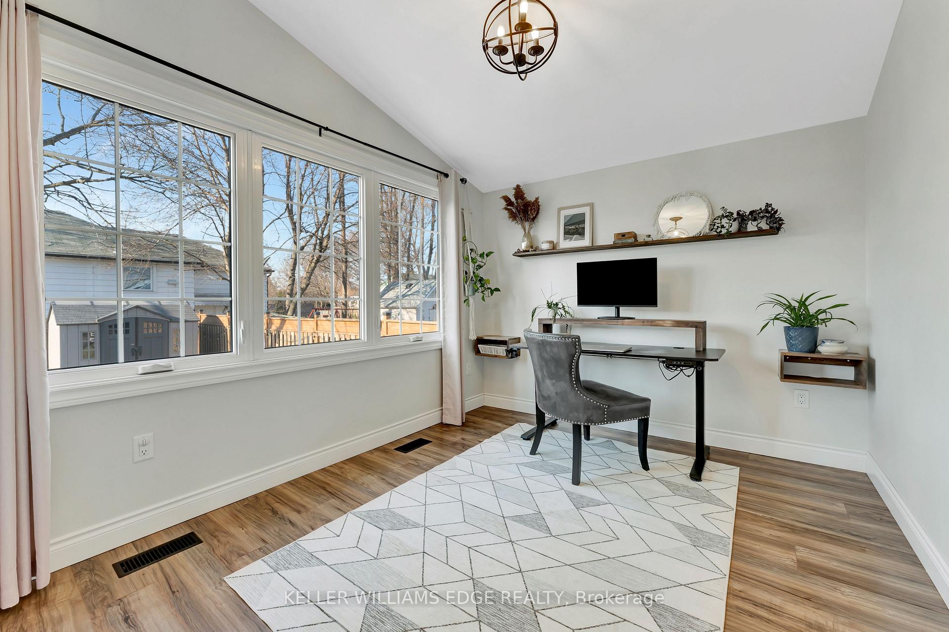 Photo 18 of 20 Crockett Street, Hamilton, Eastmount — HOMEH
