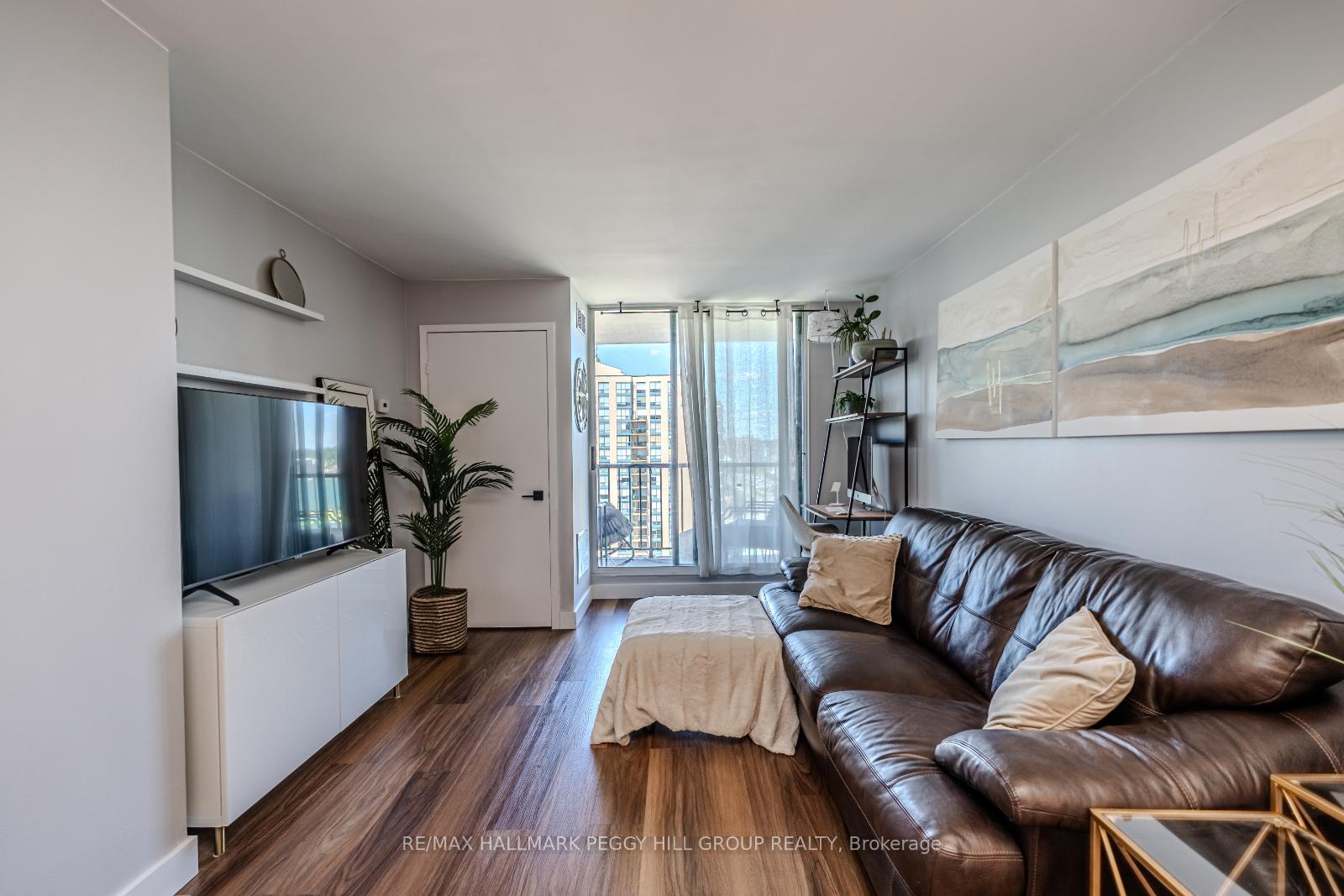 Photo 2 of Unit 1406, 75 Ellen Street, Barrie, City Centre — HOMEH