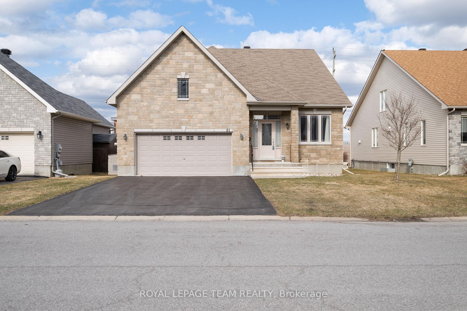 Photo 2 of 81 McGregor Street, Carleton Place — HOMEH