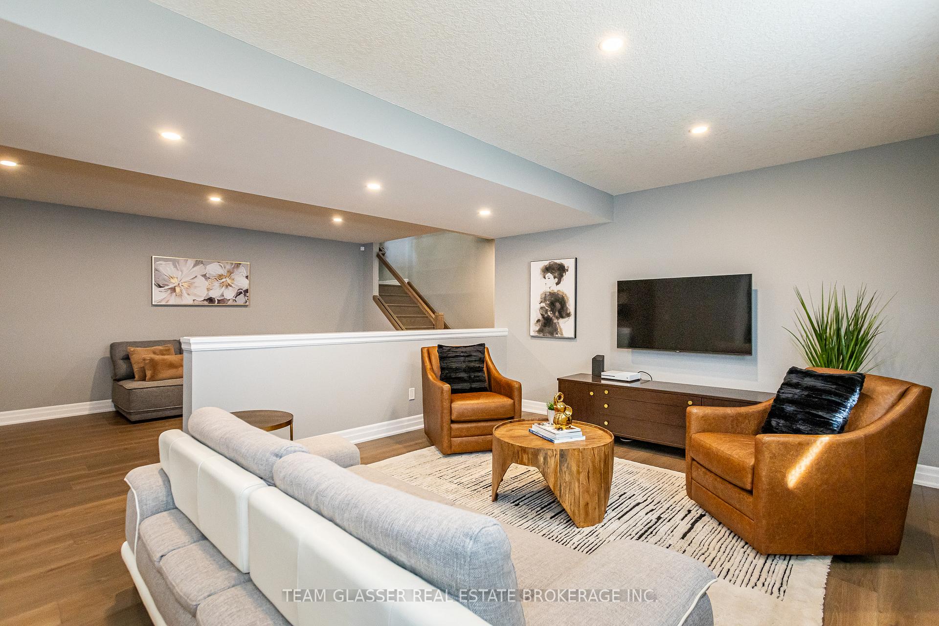 Photo 21 of 31 Royal Dornoch Drive, St. Thomas — HOMEH