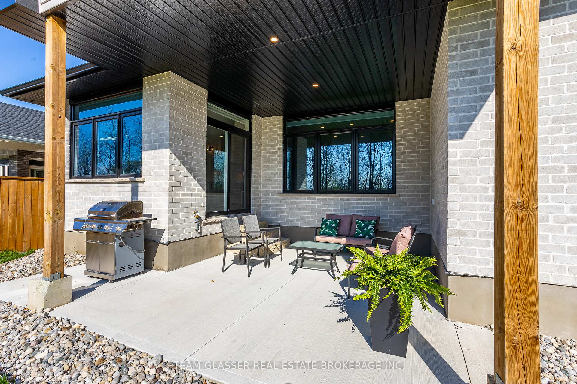 Photo 35 of 31 Royal Dornoch Drive, St. Thomas — HOMEH