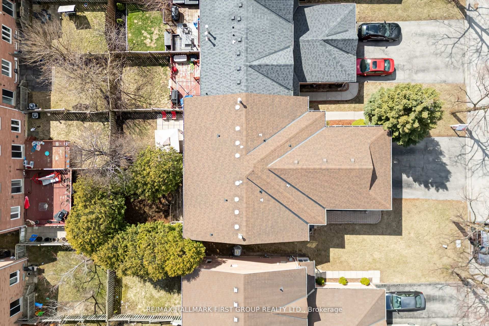Photo 3 of 91 Thorp Crescent, Ajax, Central West — HOMEH