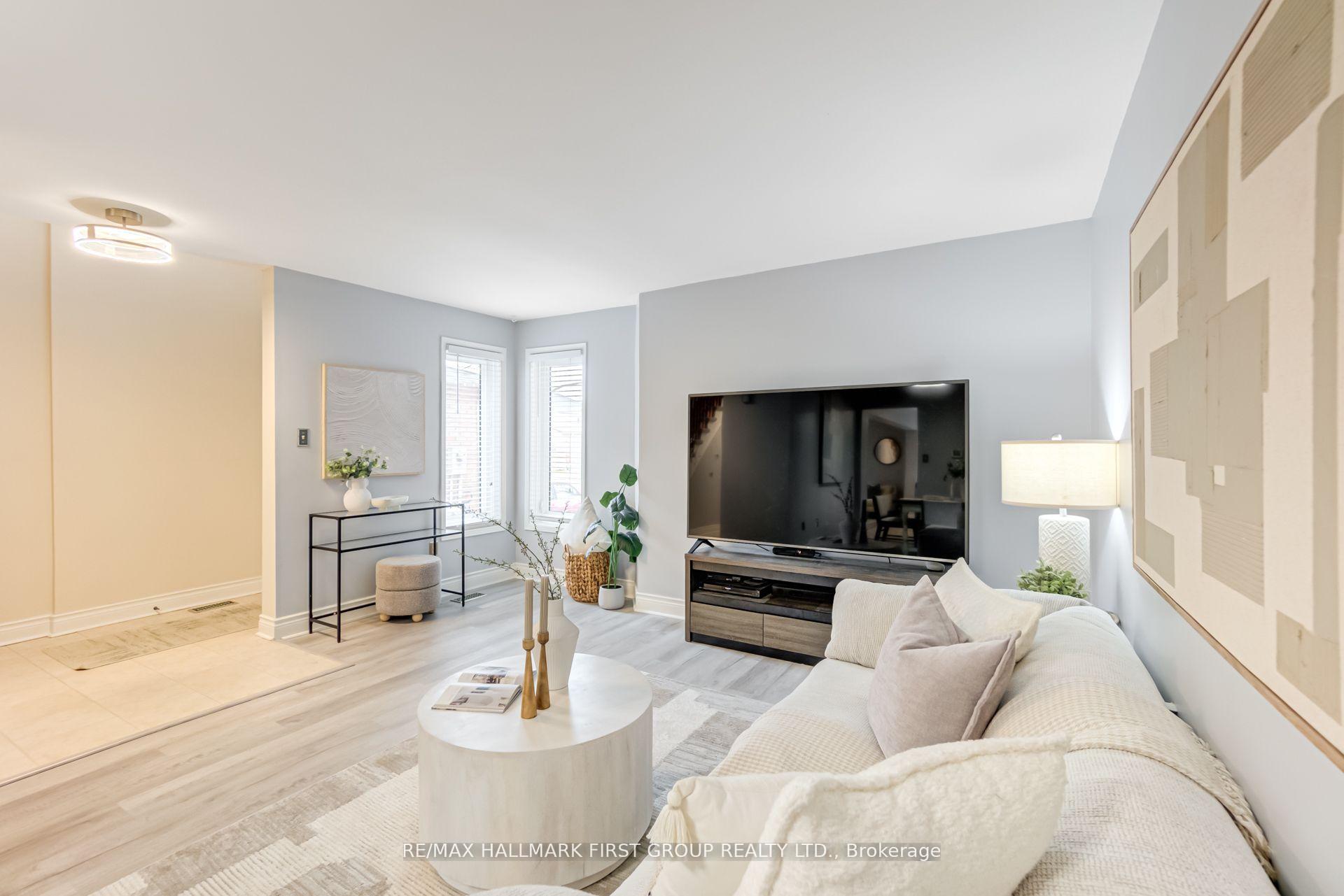 Photo 5 of 91 Thorp Crescent, Ajax, Central West — HOMEH