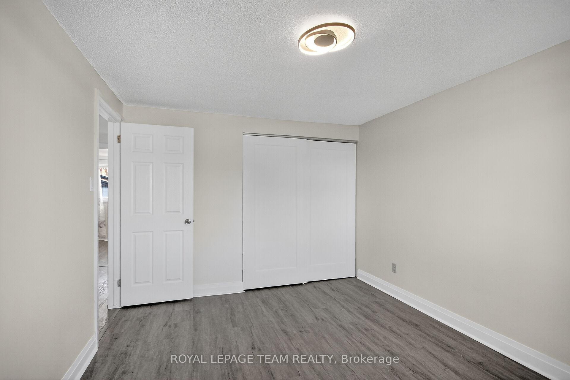 Photo 20 of Unit A, 434 Moodie Drive, Ottawa, Westcliffe Estates — HOMEH