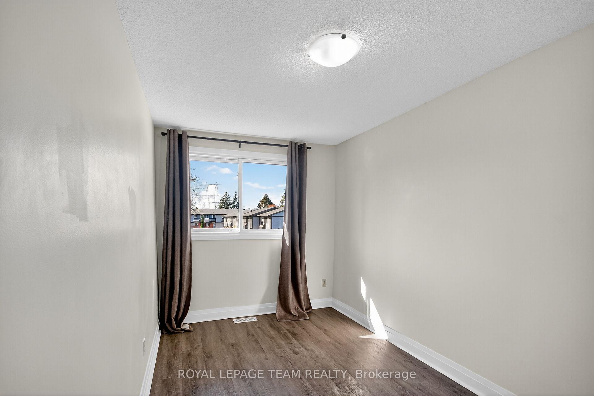 Photo 21 of Unit A, 434 Moodie Drive, Ottawa, Westcliffe Estates — HOMEH