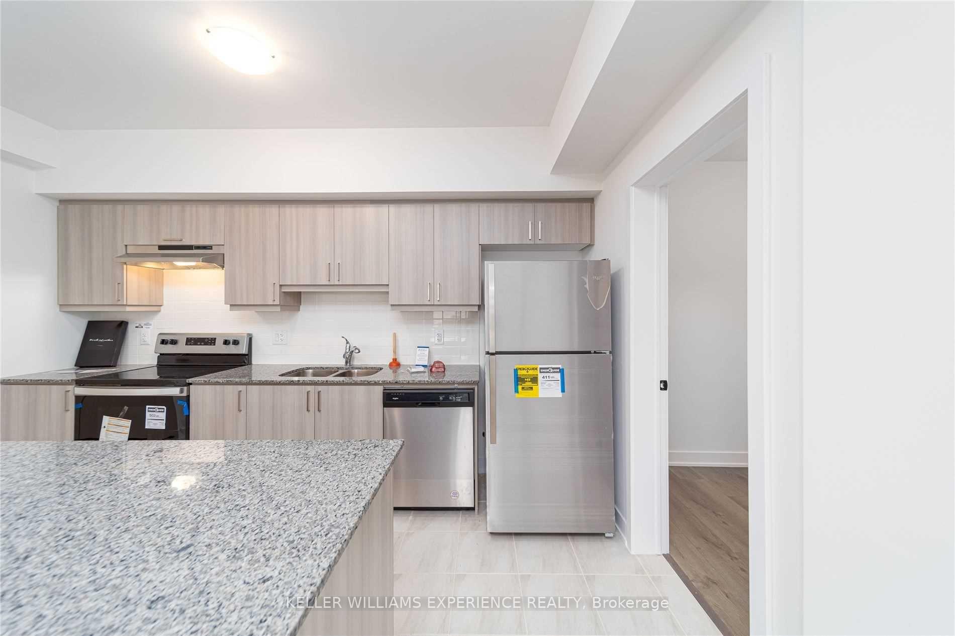 Photo 21 of Unit 605, 8 Culinary Lane, Barrie, Innis-Shore — HOMEH