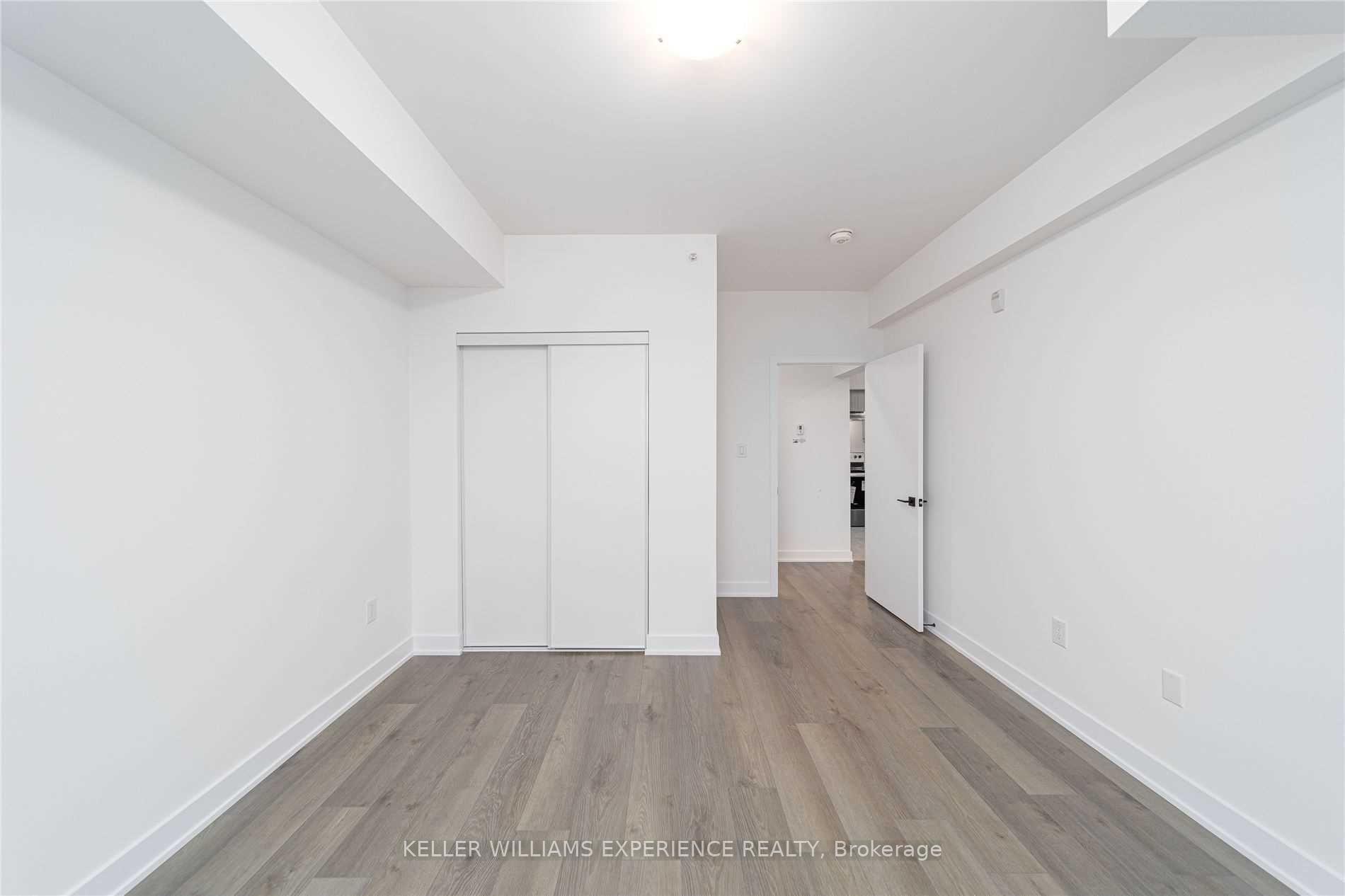 Photo 29 of Unit 605, 8 Culinary Lane, Barrie, Innis-Shore — HOMEH