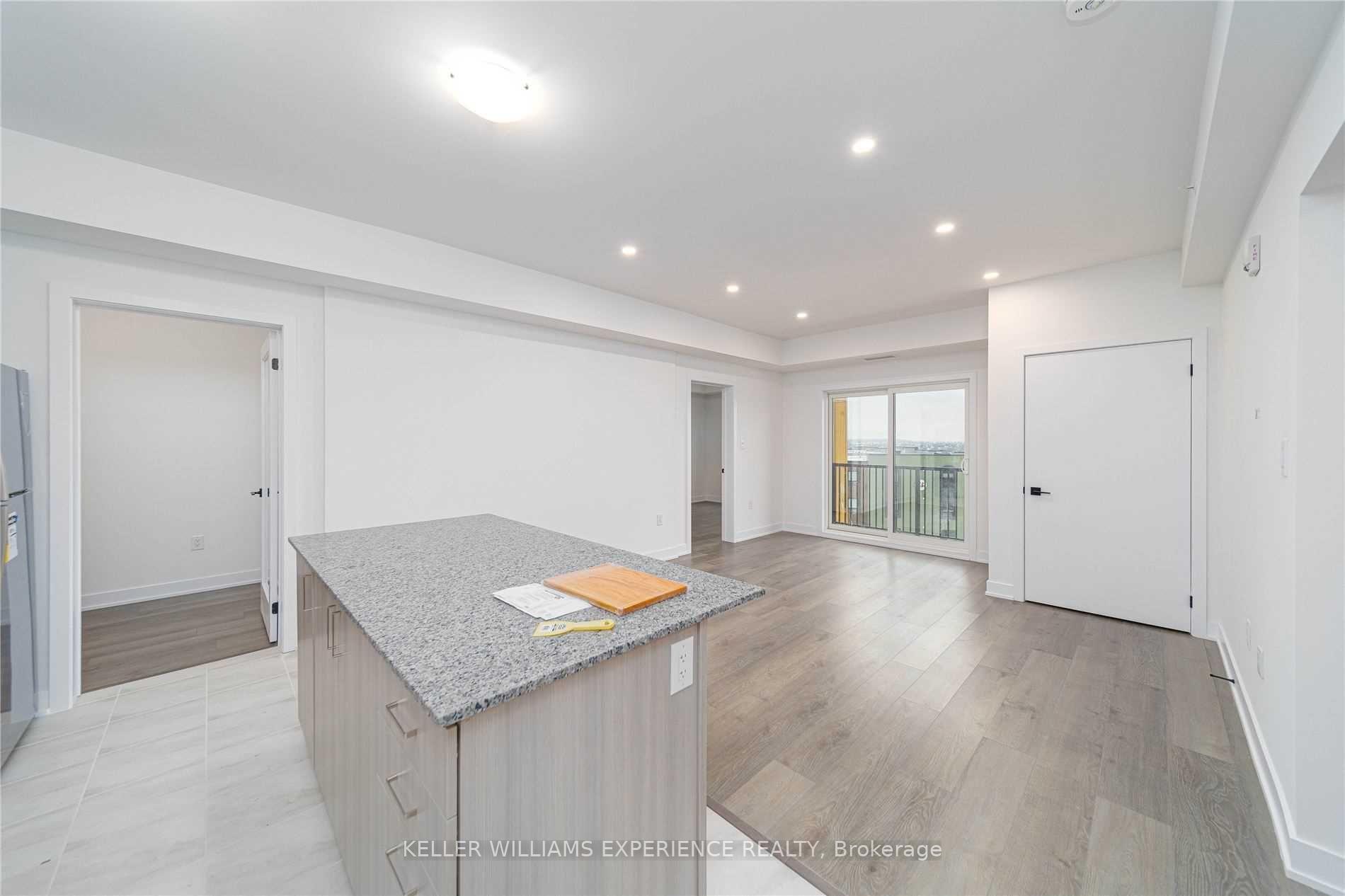 Photo 6 of Unit 605, 8 Culinary Lane, Barrie, Innis-Shore — HOMEH
