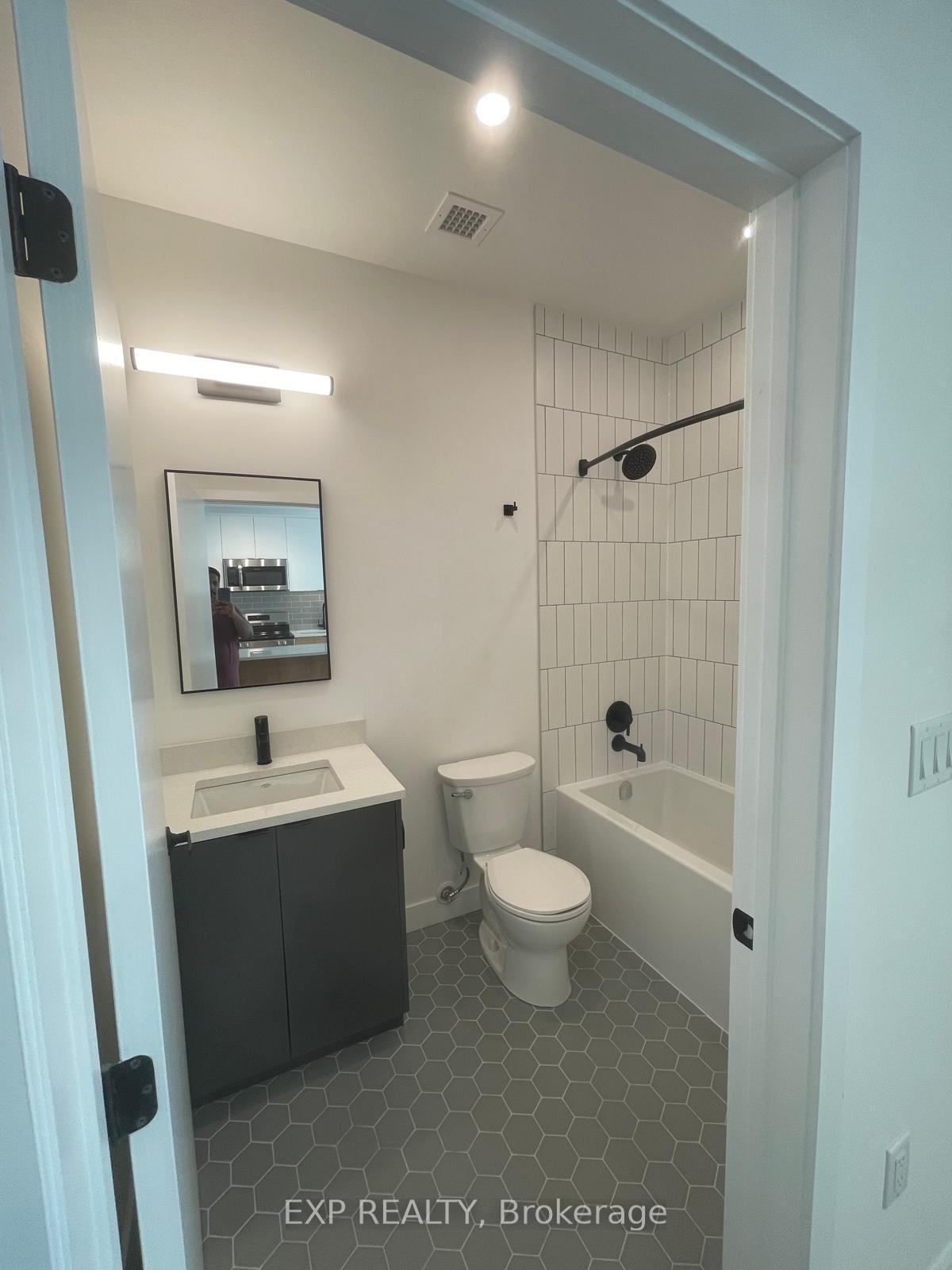 Photo 4 of Unit 222, 1600 James Naismith Drive, Ottawa, Pineview — HOMEH