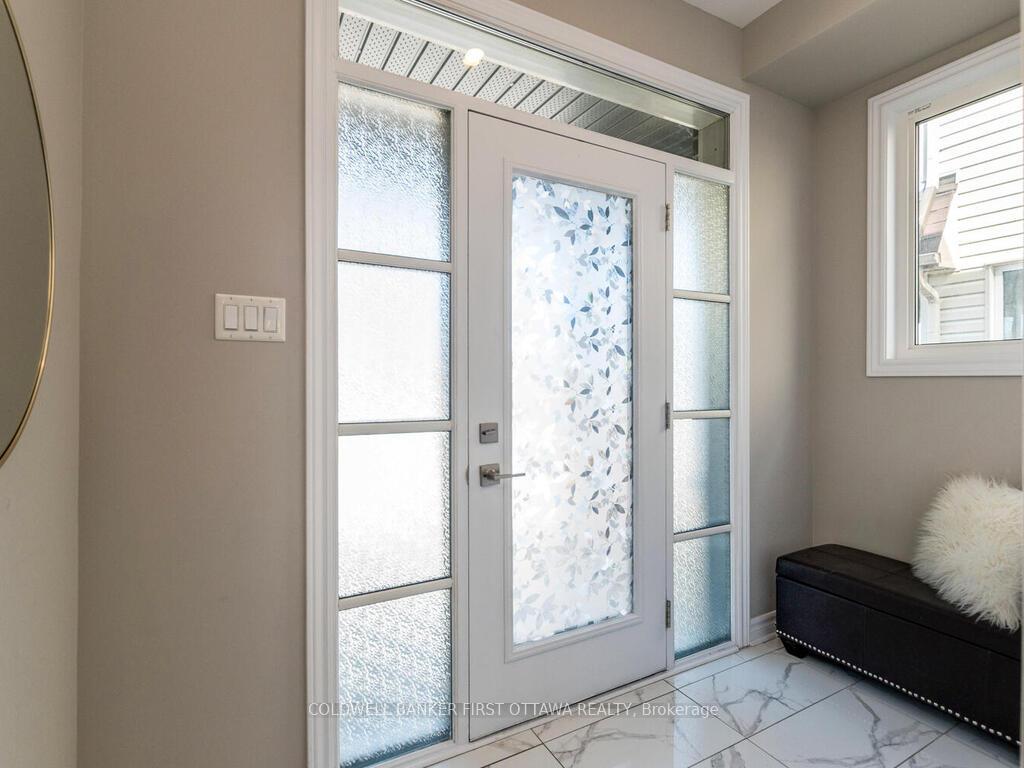 Photo 2 of 249 Kimpton Drive, Ottawa, Stittsville (North) — HOMEH