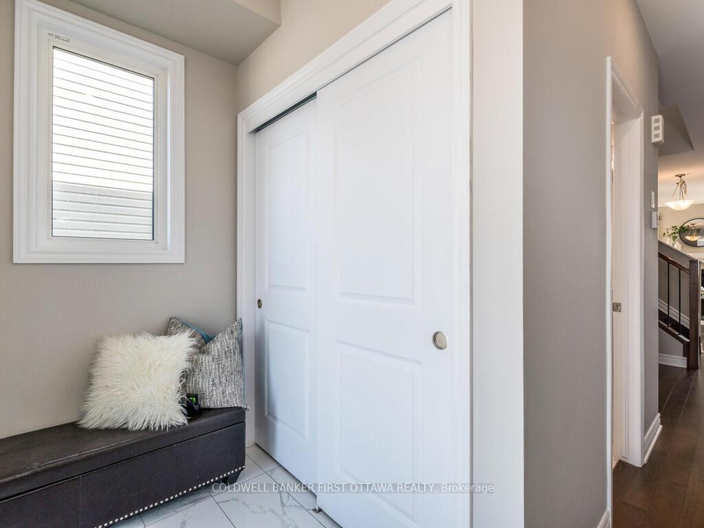 Photo 3 of 249 Kimpton Drive, Ottawa, Stittsville (North) — HOMEH