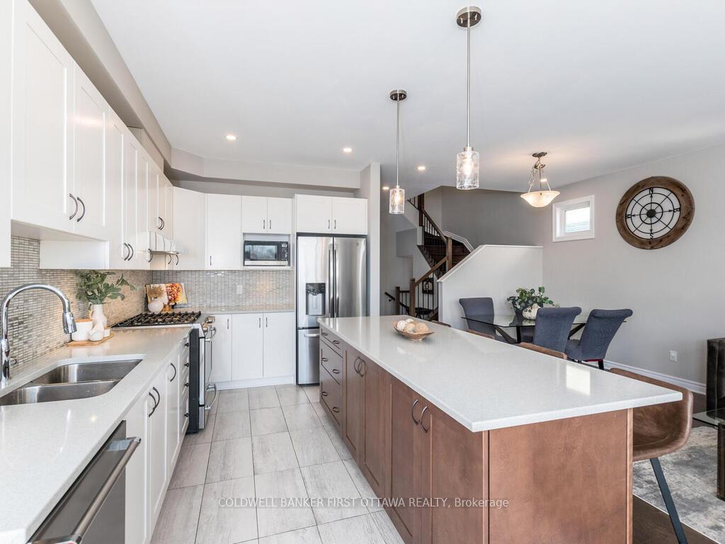 Photo 12 of 249 Kimpton Drive, Ottawa, Stittsville (North) — HOMEH