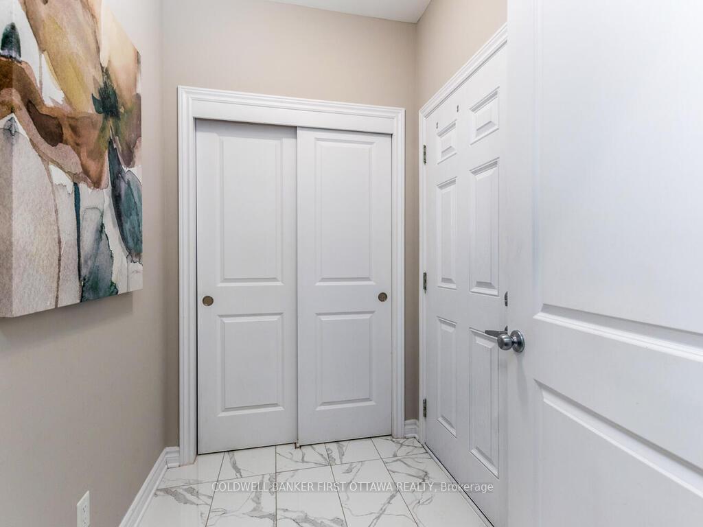 Photo 15 of 249 Kimpton Drive, Ottawa, Stittsville (North) — HOMEH