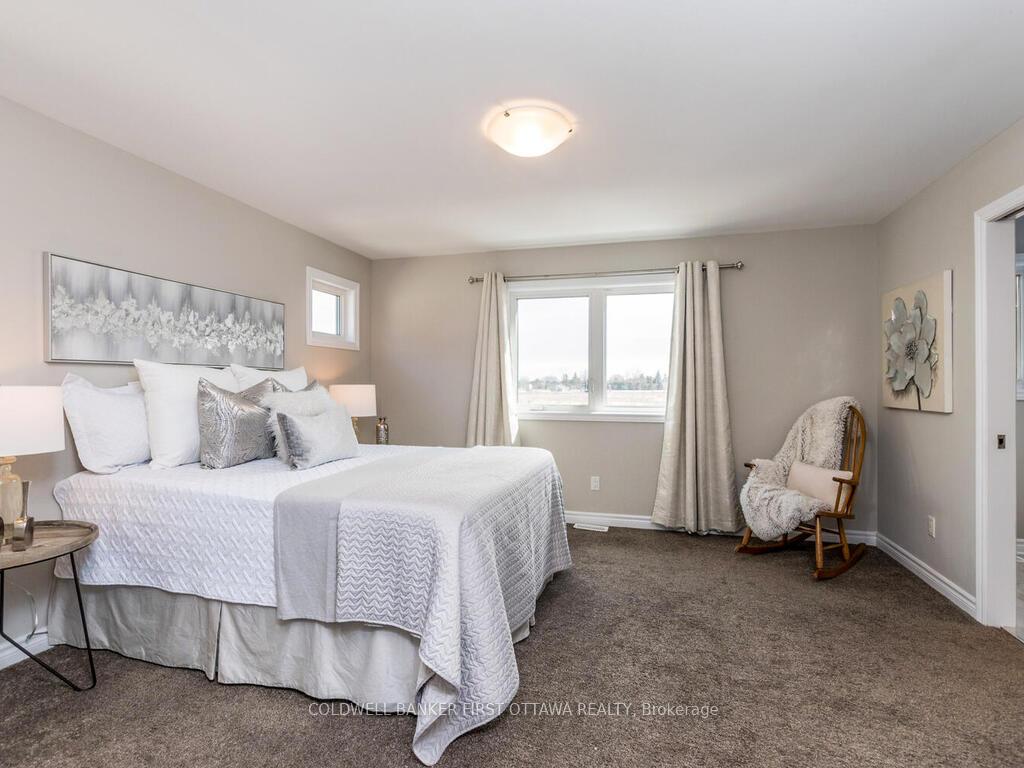 Photo 17 of 249 Kimpton Drive, Ottawa, Stittsville (North) — HOMEH