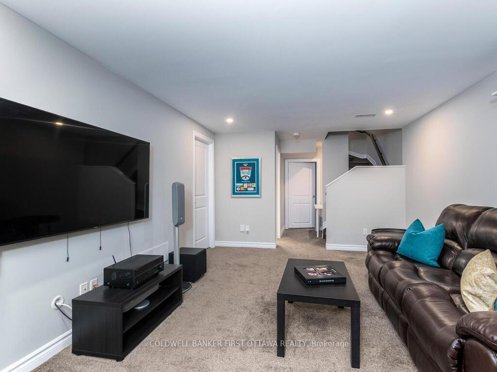 Photo 28 of 249 Kimpton Drive, Ottawa, Stittsville (North) — HOMEH