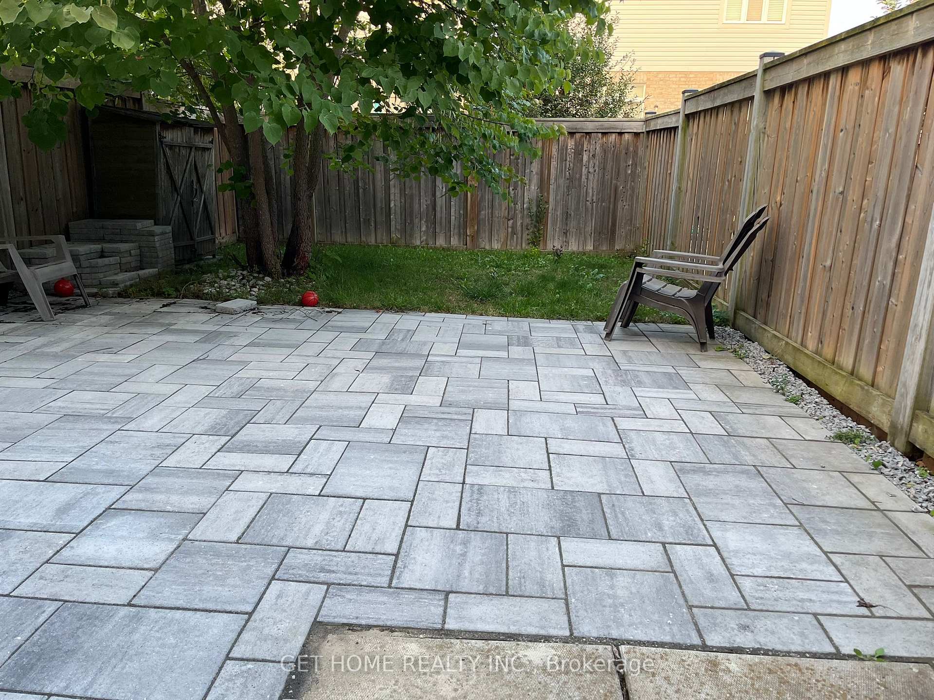 Photo 2 of 81 Westover Drive, Clarington, Bowmanville — HOMEH