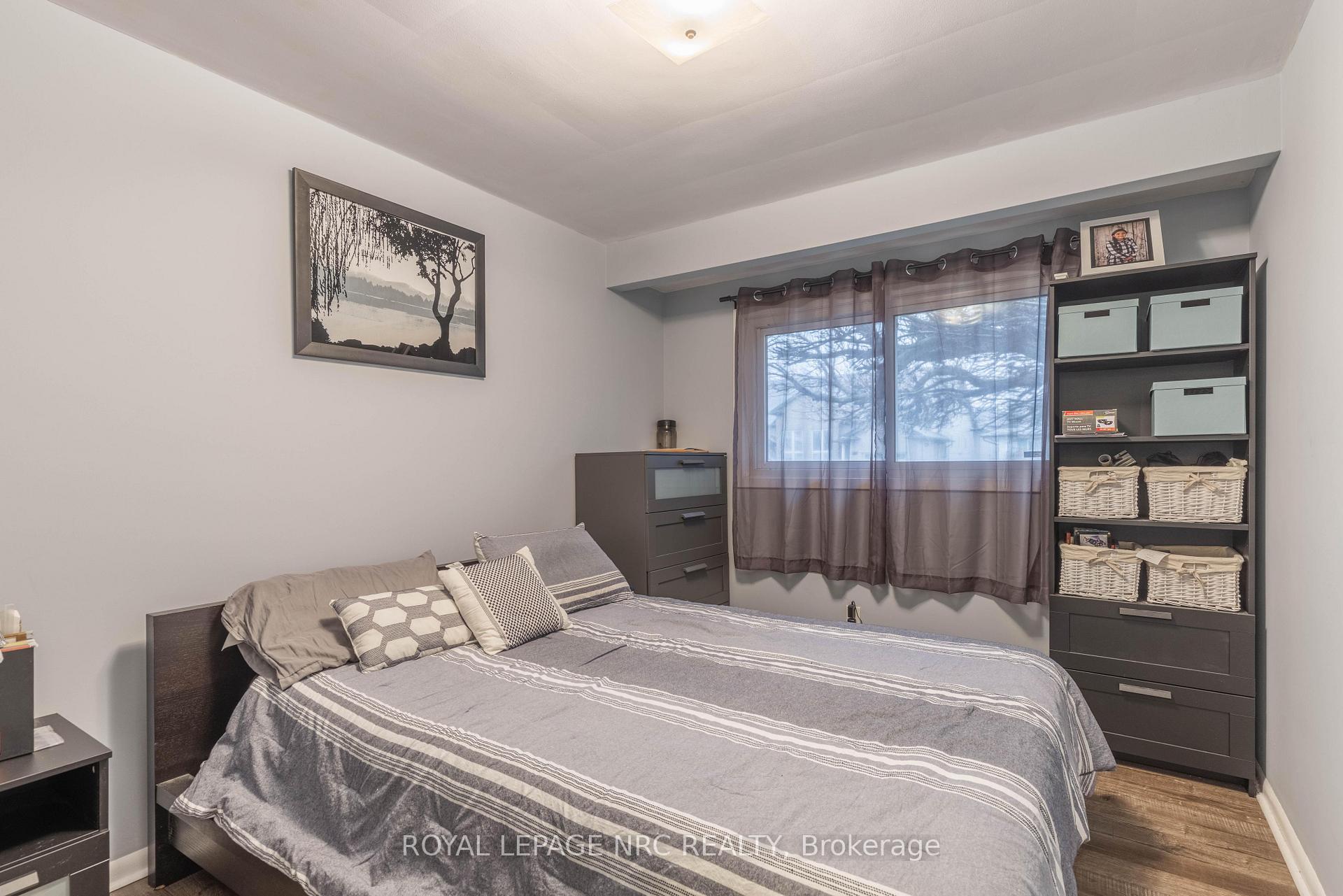 Photo 12 of 21 Greenwood Avenue, St. Catharines, Secord Woods — HOMEH