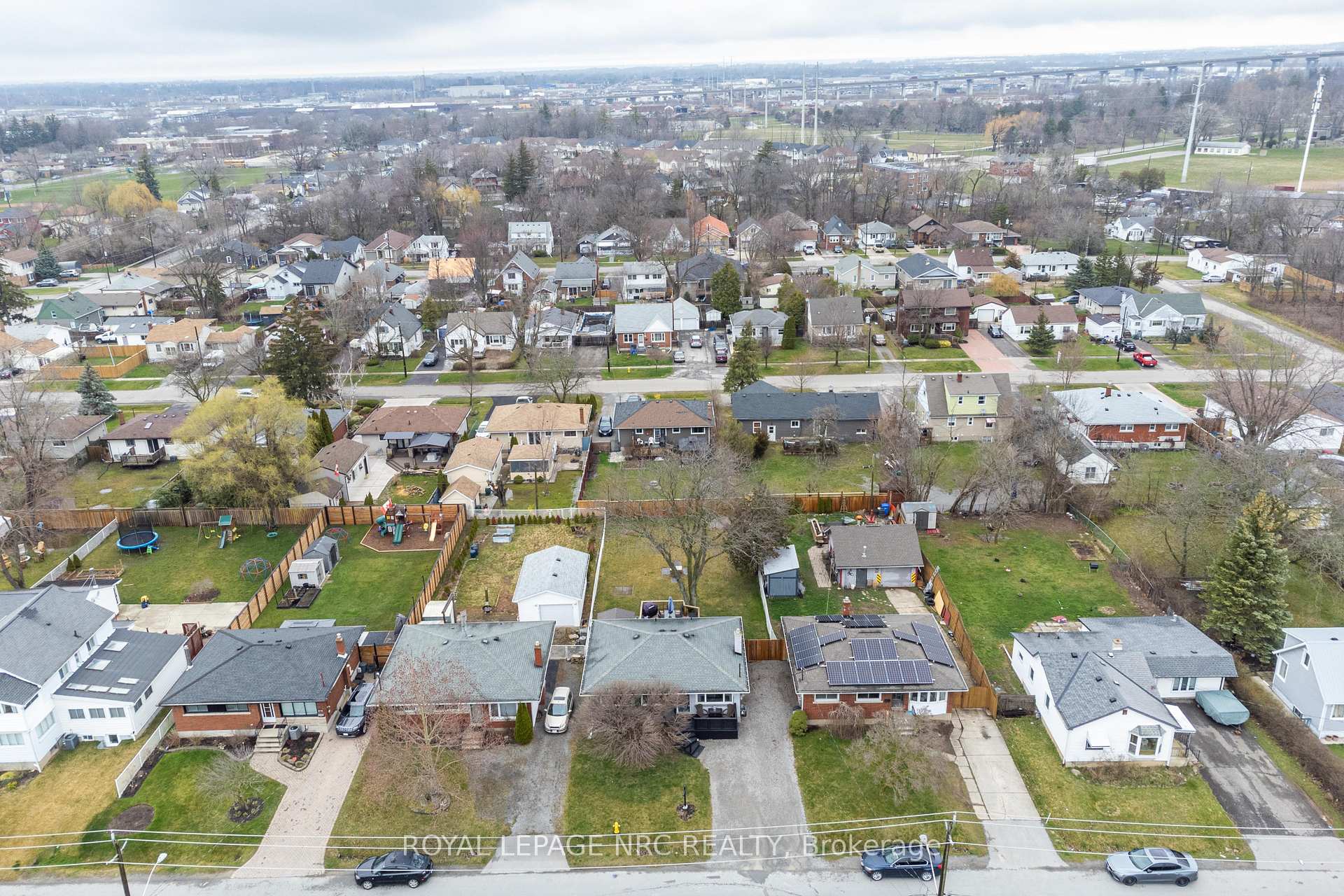 Photo 50 of 21 Greenwood Avenue, St. Catharines, Secord Woods — HOMEH
