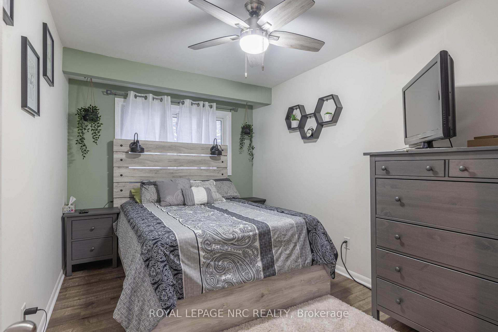 Photo 30 of 21 Greenwood Avenue, St. Catharines, Secord Woods — HOMEH